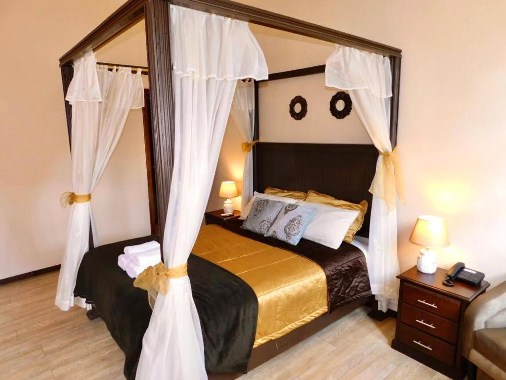 Hotel En El Centro Historico 쿠엔카 외부 사진